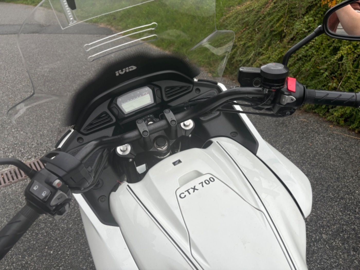 Fahrzeugabbildung Honda CTX 700 D DCT, Koffer, sehr gepflegt, Sissybar
