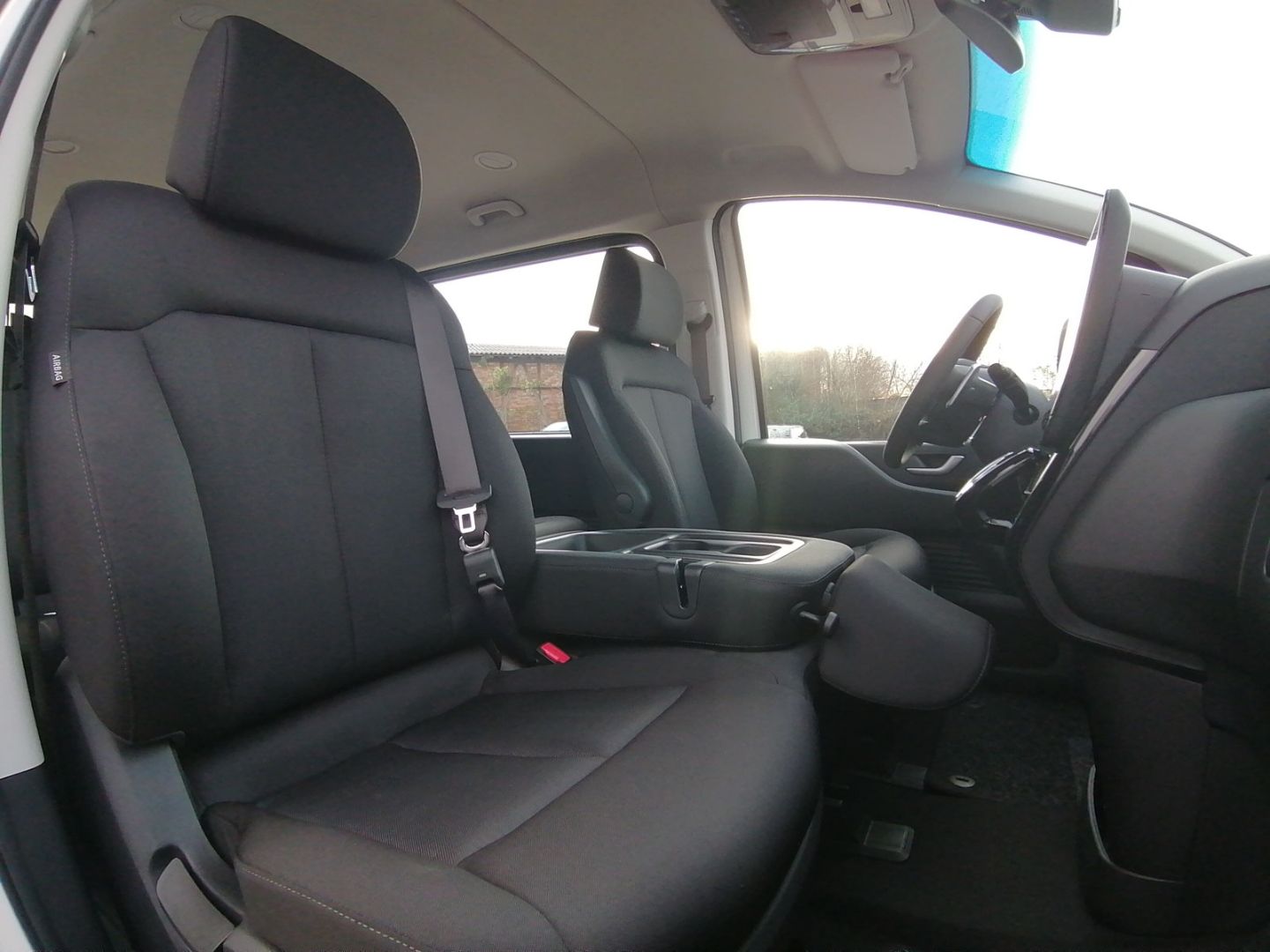 Hyundai STARIA - Bild 17