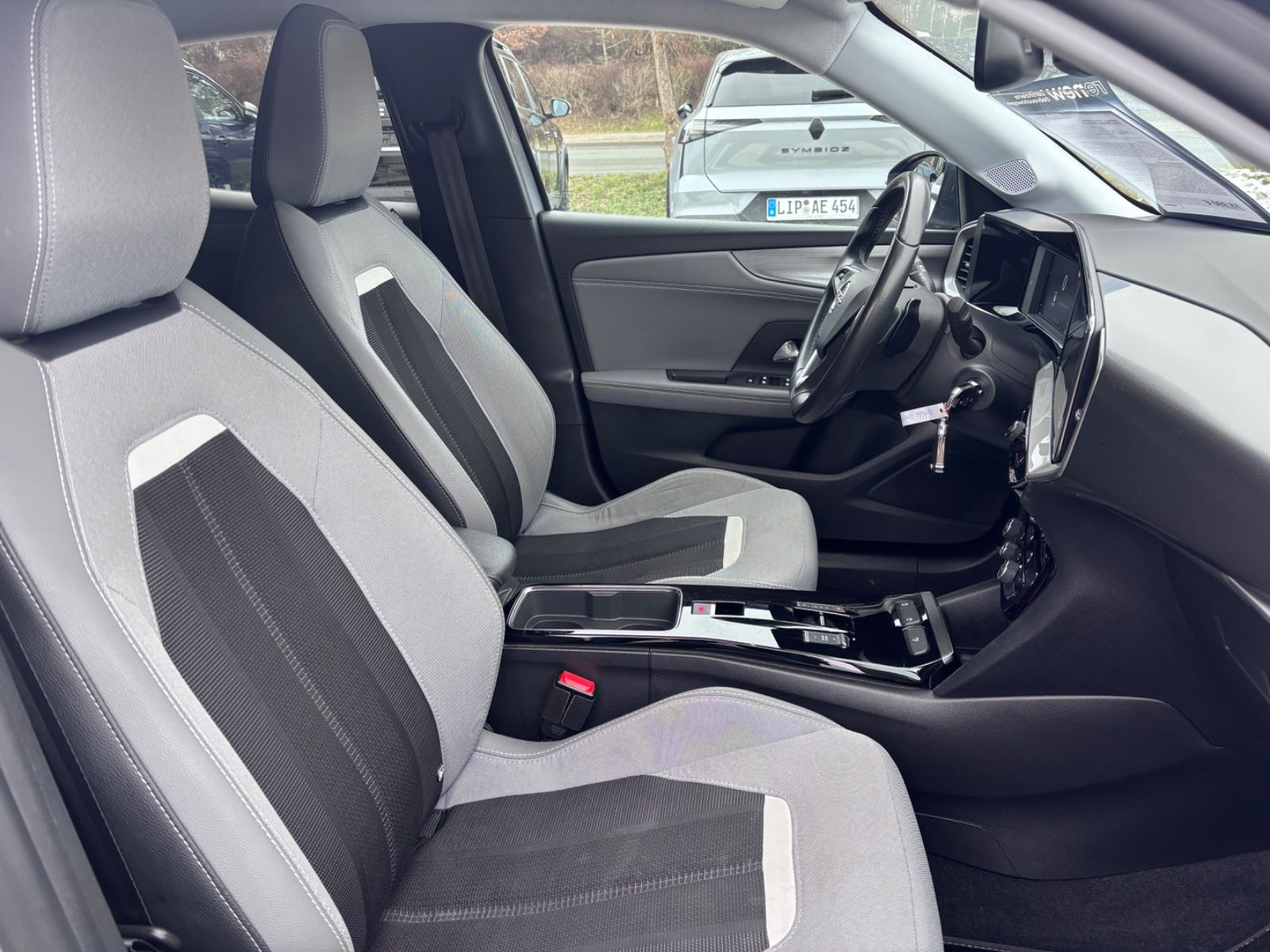 Fahrzeugabbildung Opel Mokka Elegance