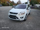 Ford Kuga 2,5 4x4 Titanium - Ford Kuga aus 2012: Titanium X