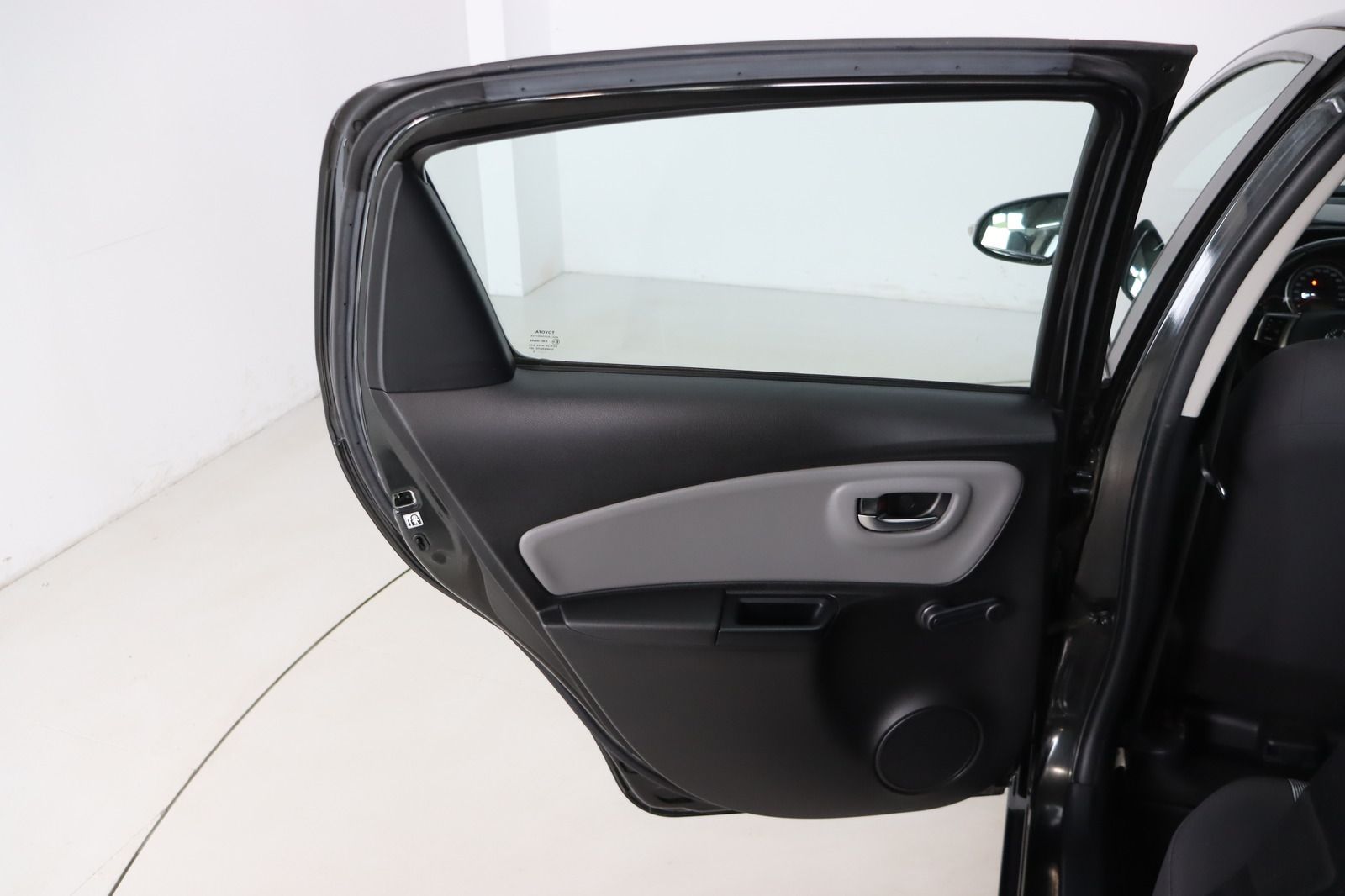 Fahrzeugabbildung Toyota Yaris * RFK * Sitzhzg. * Bluetooth Comfort