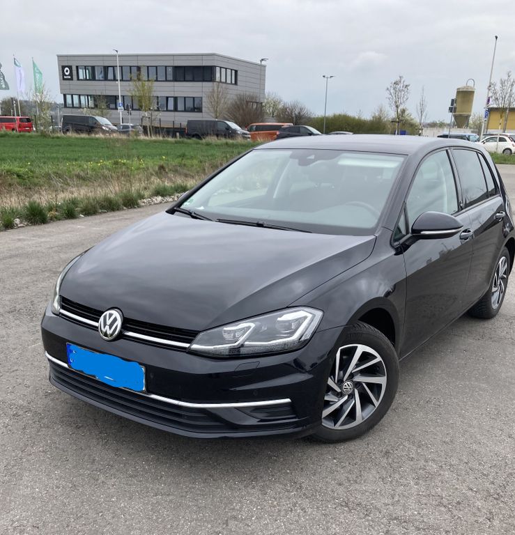 Image of Volkswagen Golf