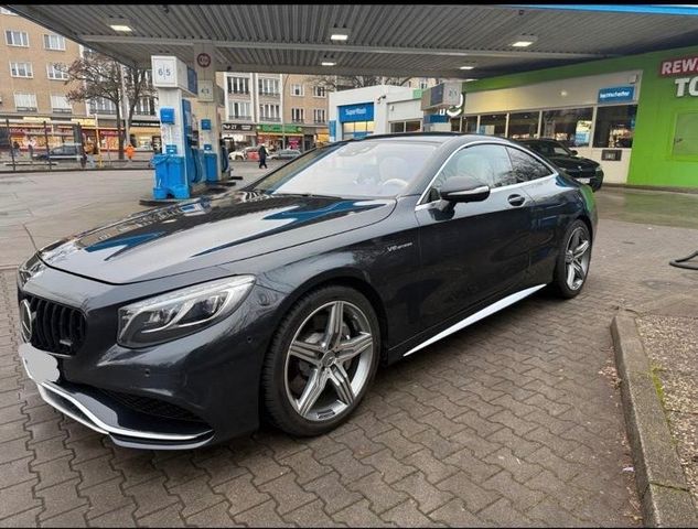 Mercedes-Benz S 63 AMG S -Klasse Coupe S 63 AMG 4Matic