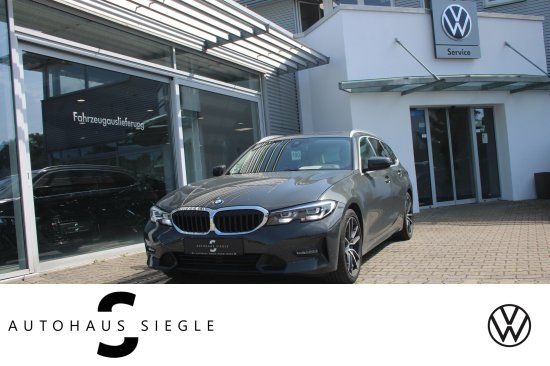 BMW 330 d xDrive Sport Line Navi LED Standheizung Pa