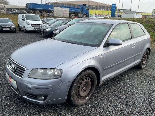 Audi A3 1.9 TDI Ambition 105 ps Sitzheizung