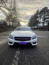 Mercedes-Benz CLS 63 AMG DEUTSCHES FAHRZEUG - aus 2011: Cl AMG