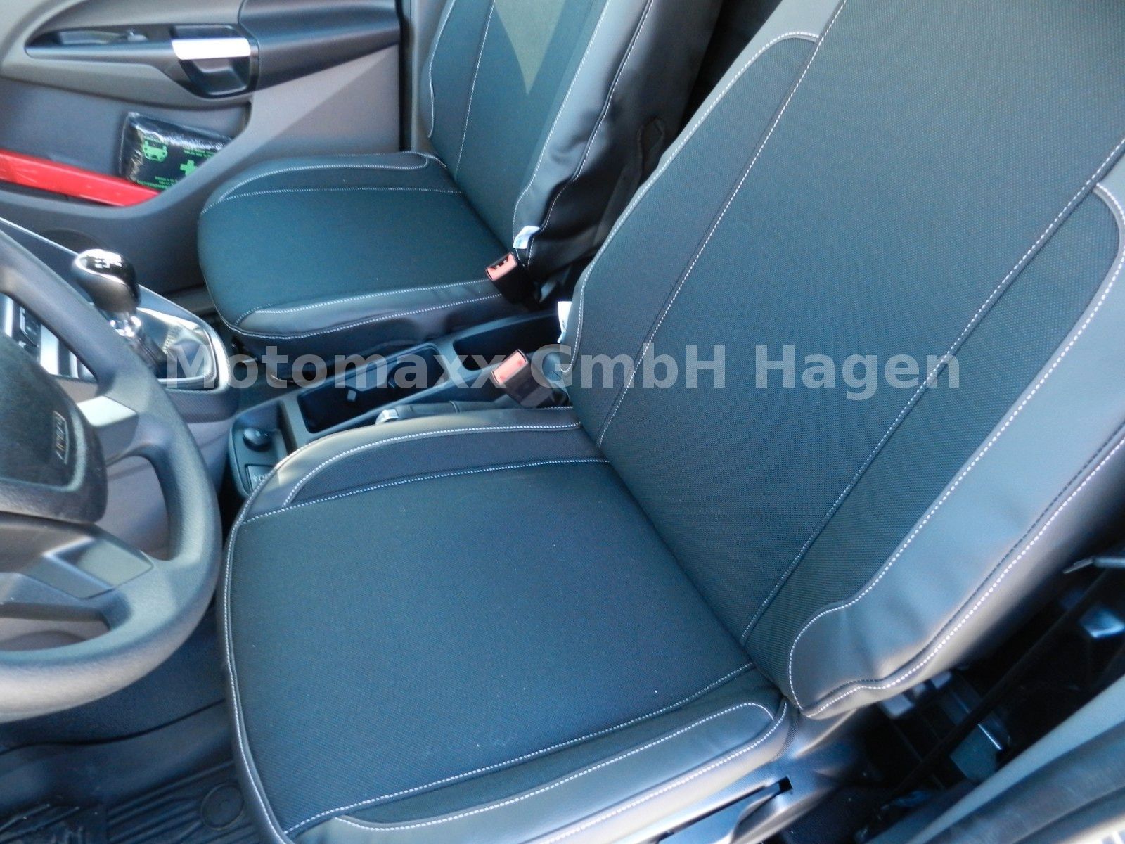 Fahrzeugabbildung Ford Transit Connect 230