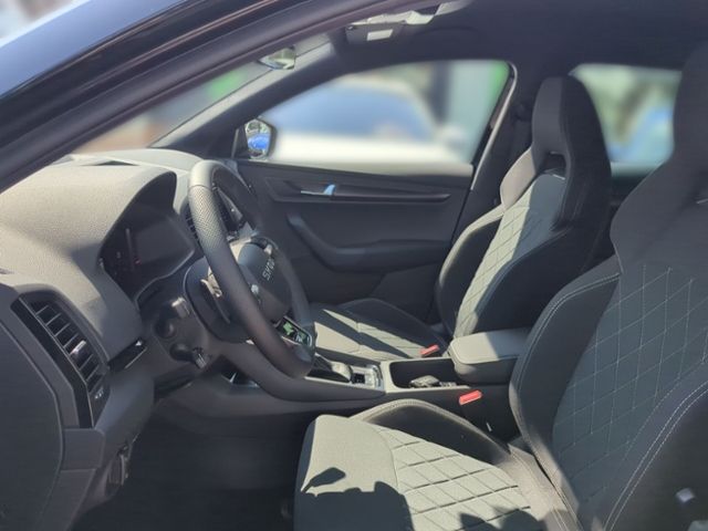 Fahrzeugabbildung SKODA Karoq 2.0 TDI DSG Sportline AHK NAVI KAMERA