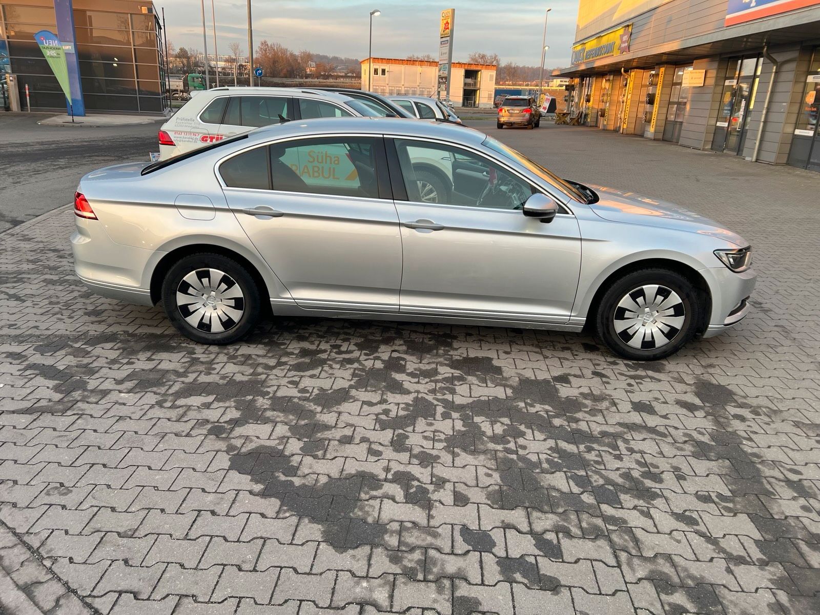 VW Passat Variant