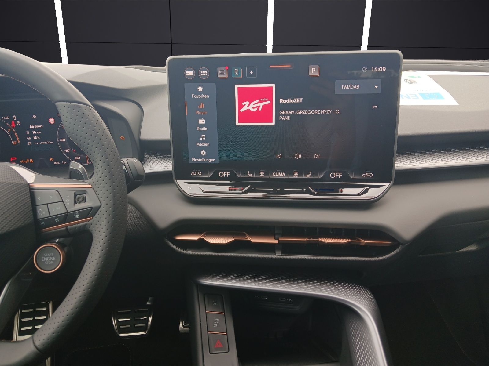 Fahrzeugabbildung CUPRA Terramar 1.5 e-Hybrid MATRIX Sennheiser
