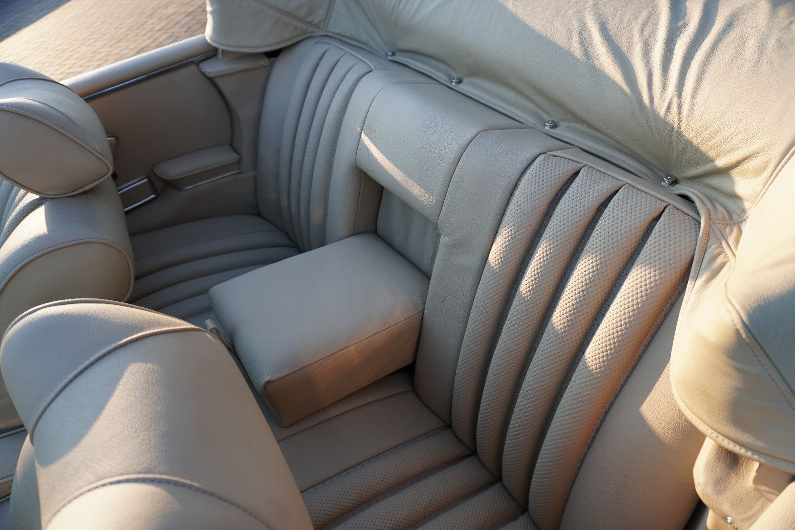 Fahrzeugabbildung Mercedes-Benz 280 SE 3,5 Cabriolet Conversion