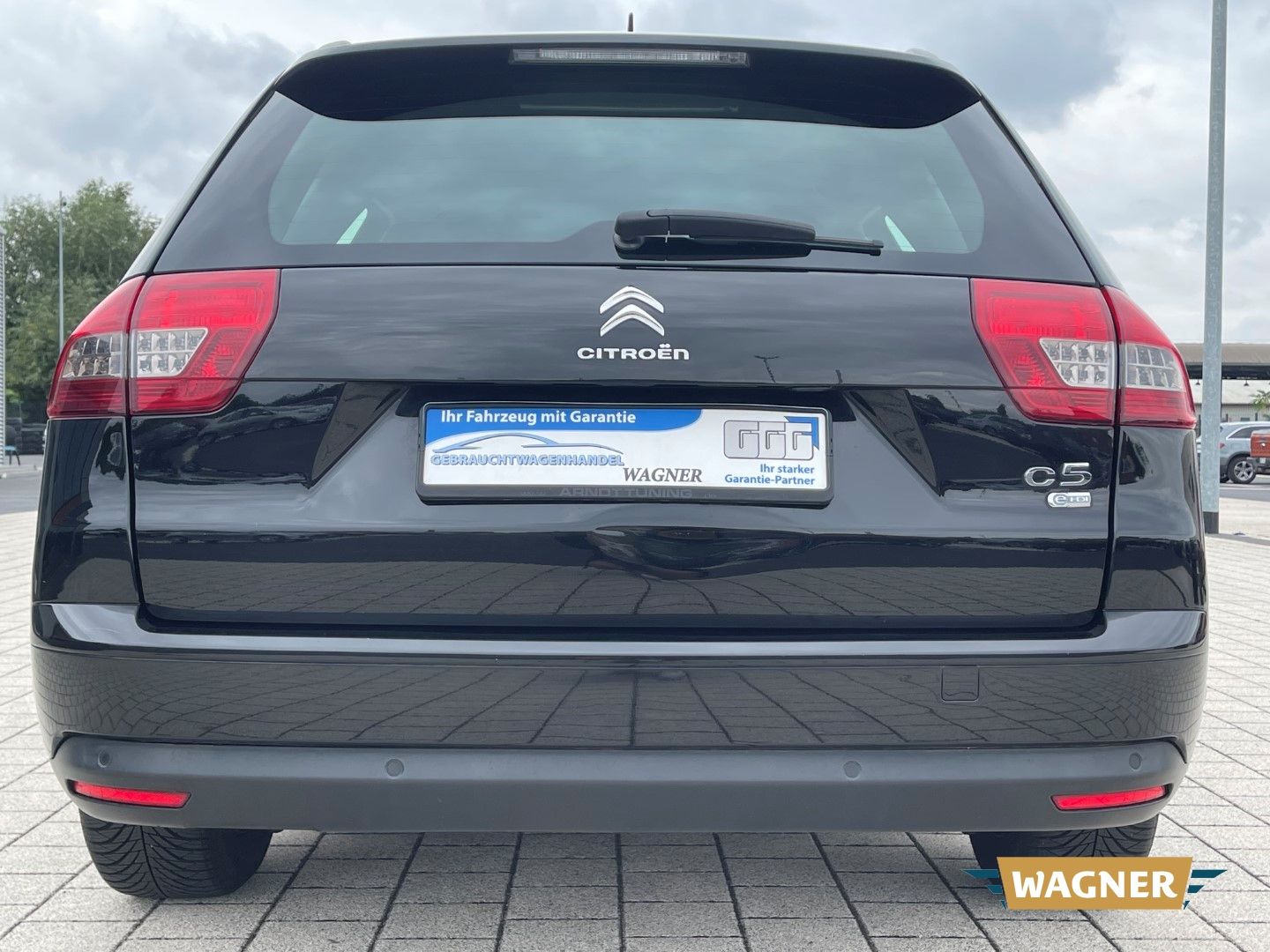 Fahrzeugabbildung Citroën C5 Tourer 1.6 HDi 115 FAP Automatik Navi