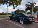 BMW E39 530i schwarz shadowline - BMW 5er Reihe E39 mit Benzin-Antrieb