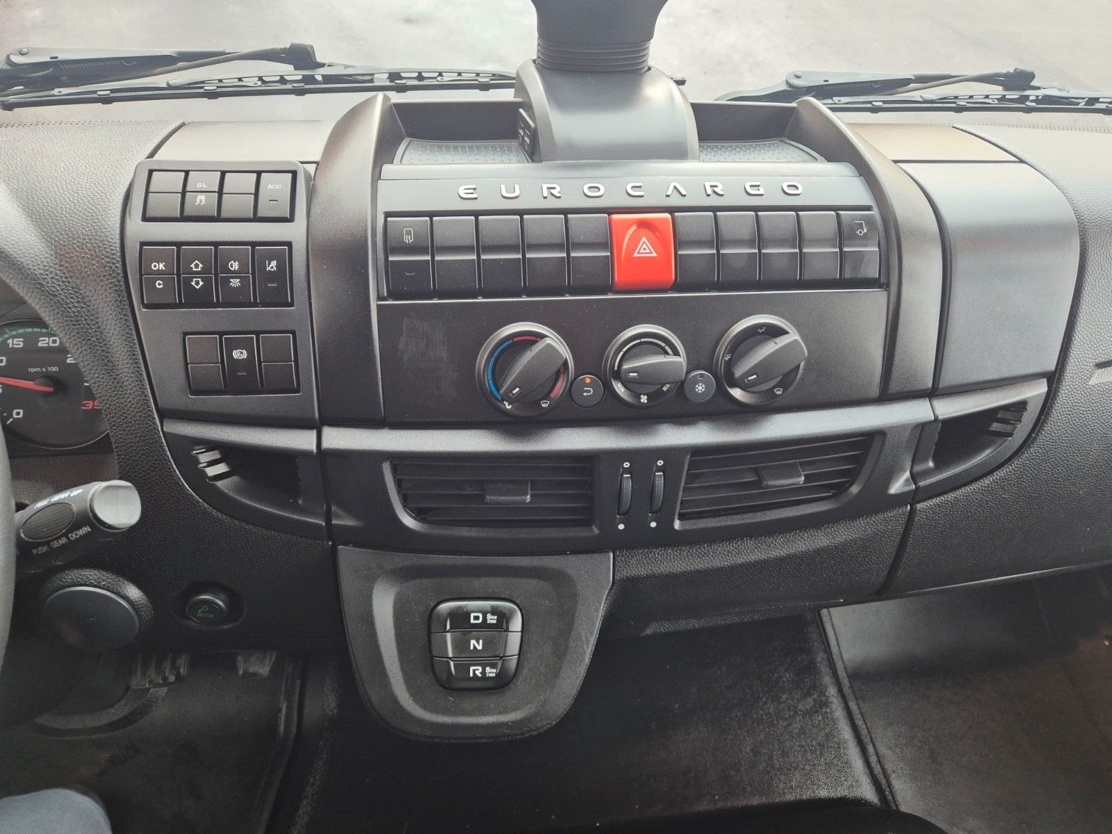 Fahrzeugabbildung Iveco Eurocargo ML75E21 LBW Klima 3 Sitze