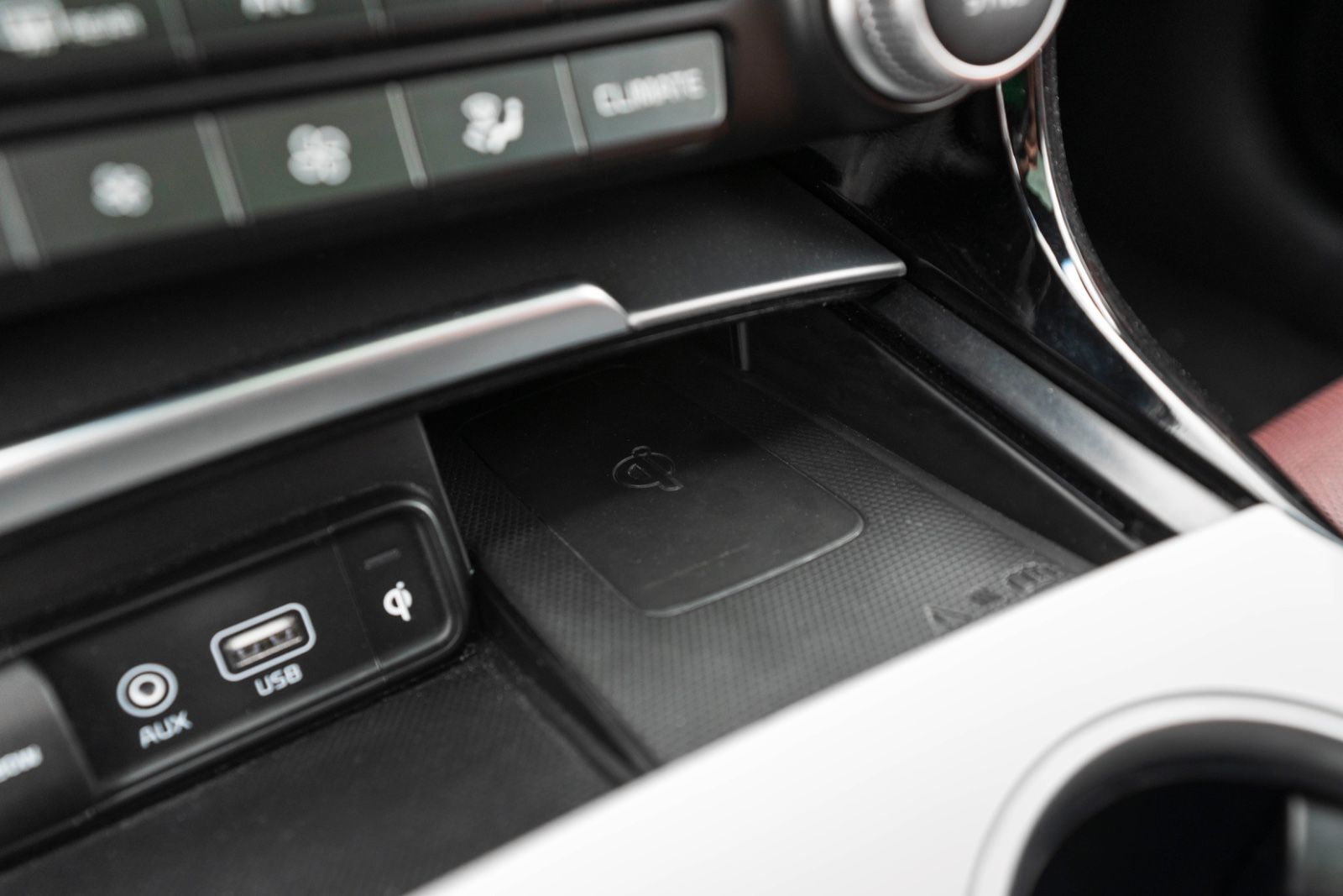 Fahrzeugabbildung Kia Stinger 3.3 T-GDI AWD GT HUD ACC 360° CARPLAY