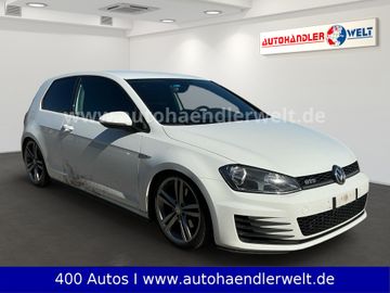 Volkswagen Golf - 3