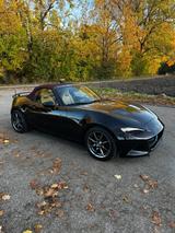 Mazda MX-5 1.5 SKYACTIV-G131 Sakura Sakura Exklusiv-li - Mazda MX-5: Sakura