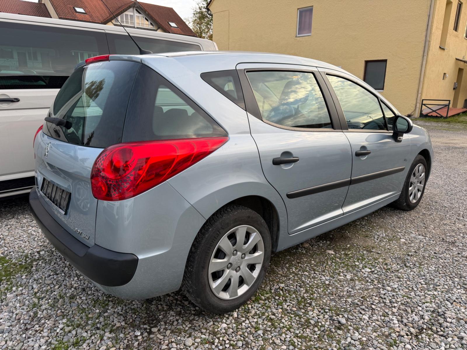 Peugeot 207 2009 — photo 5