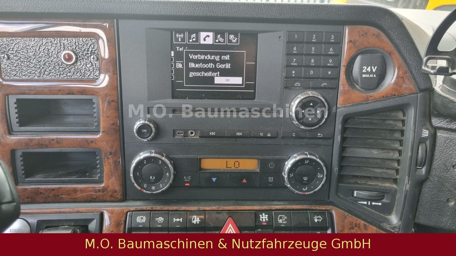 Fahrzeugabbildung Mercedes-Benz Antos 1832 / AC / 4x2 / Euro 6