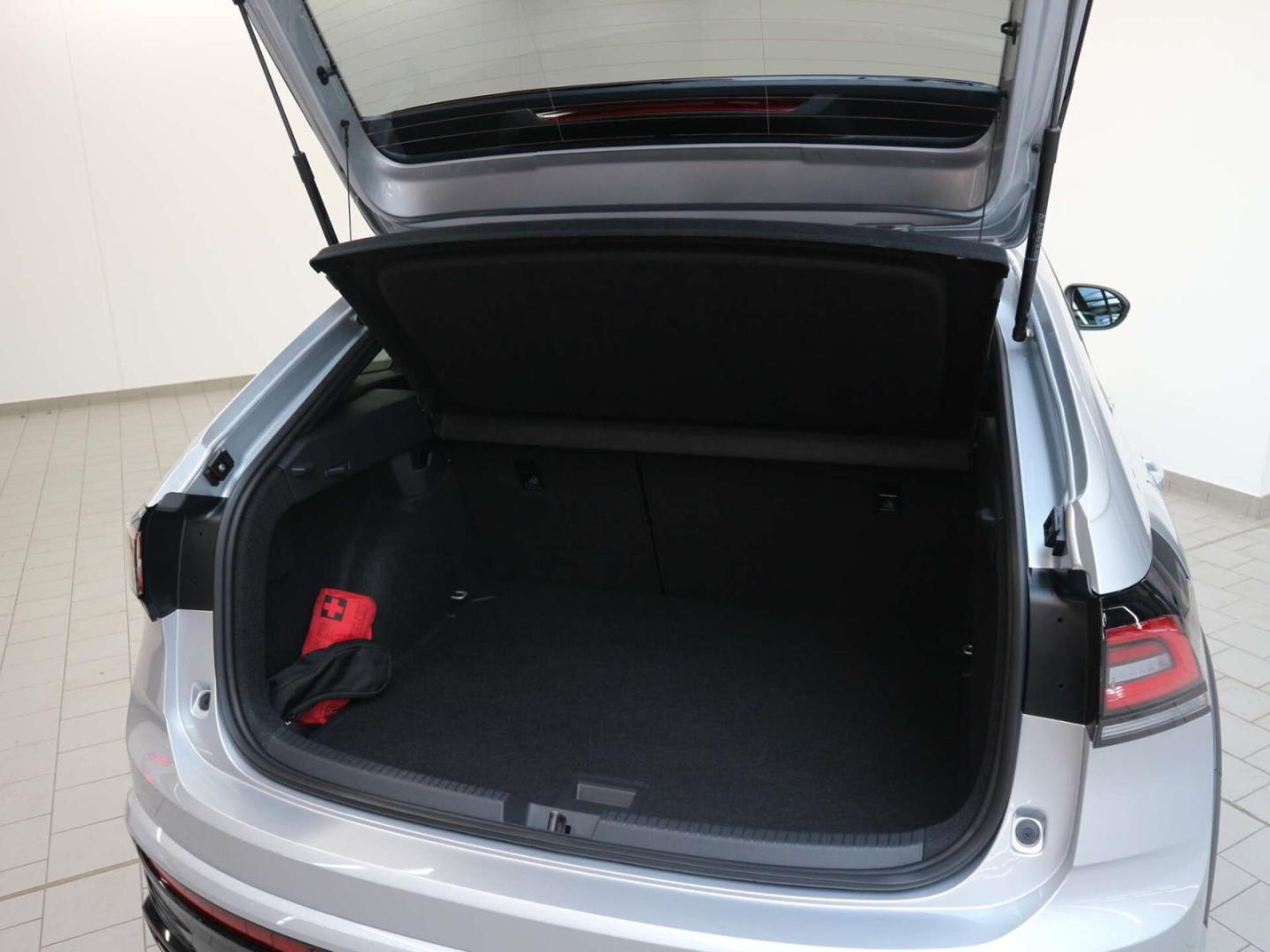 Volkswagen Taigo 1.0 TSI R-Line Black Style DSG AHK/Matrix, миниатюра 11