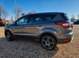 Ford Kuga Titanium / Automatik / Service neu - Ford: Service