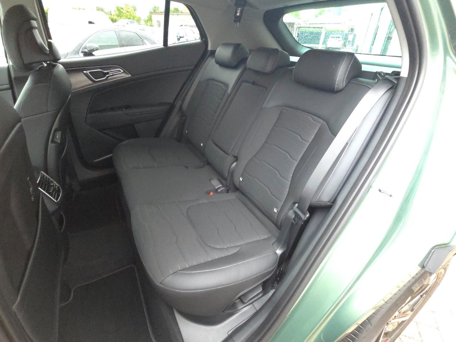 Fahrzeugabbildung Kia Sportage 1.6 T 48V Vision LED NAVI Kamera