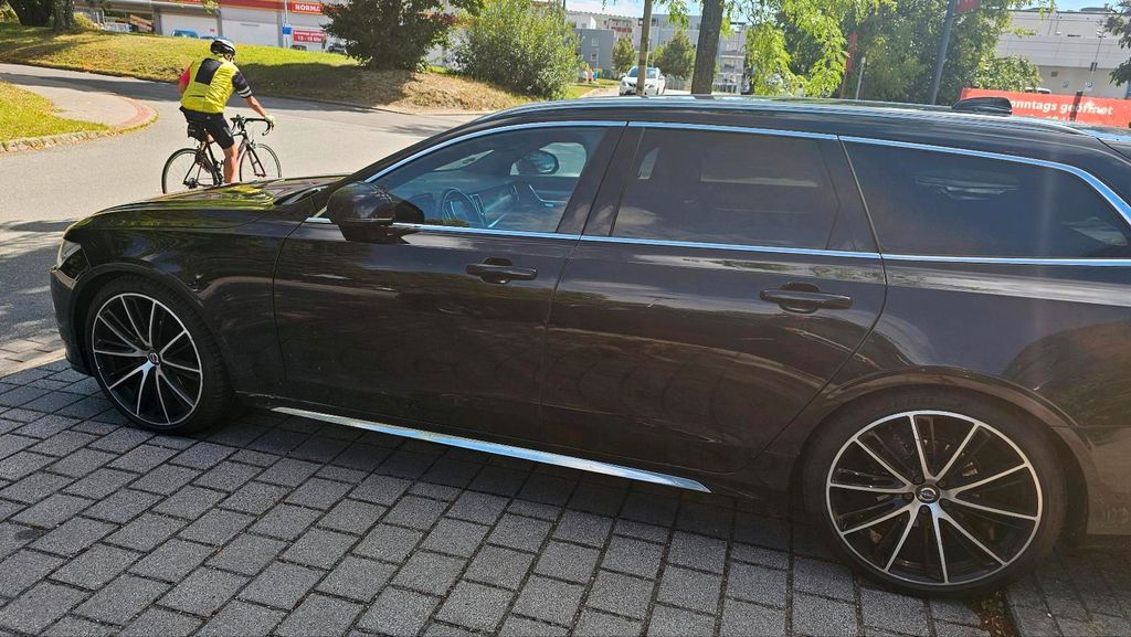 Image of Volvo V90