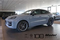 PORSCHE Cayenne GTS Coupe | Leichtbau Sport-Paket Carbon PORSCHE Cayenne GTS Coupe | Leichtbau Sport-Paket Carbon