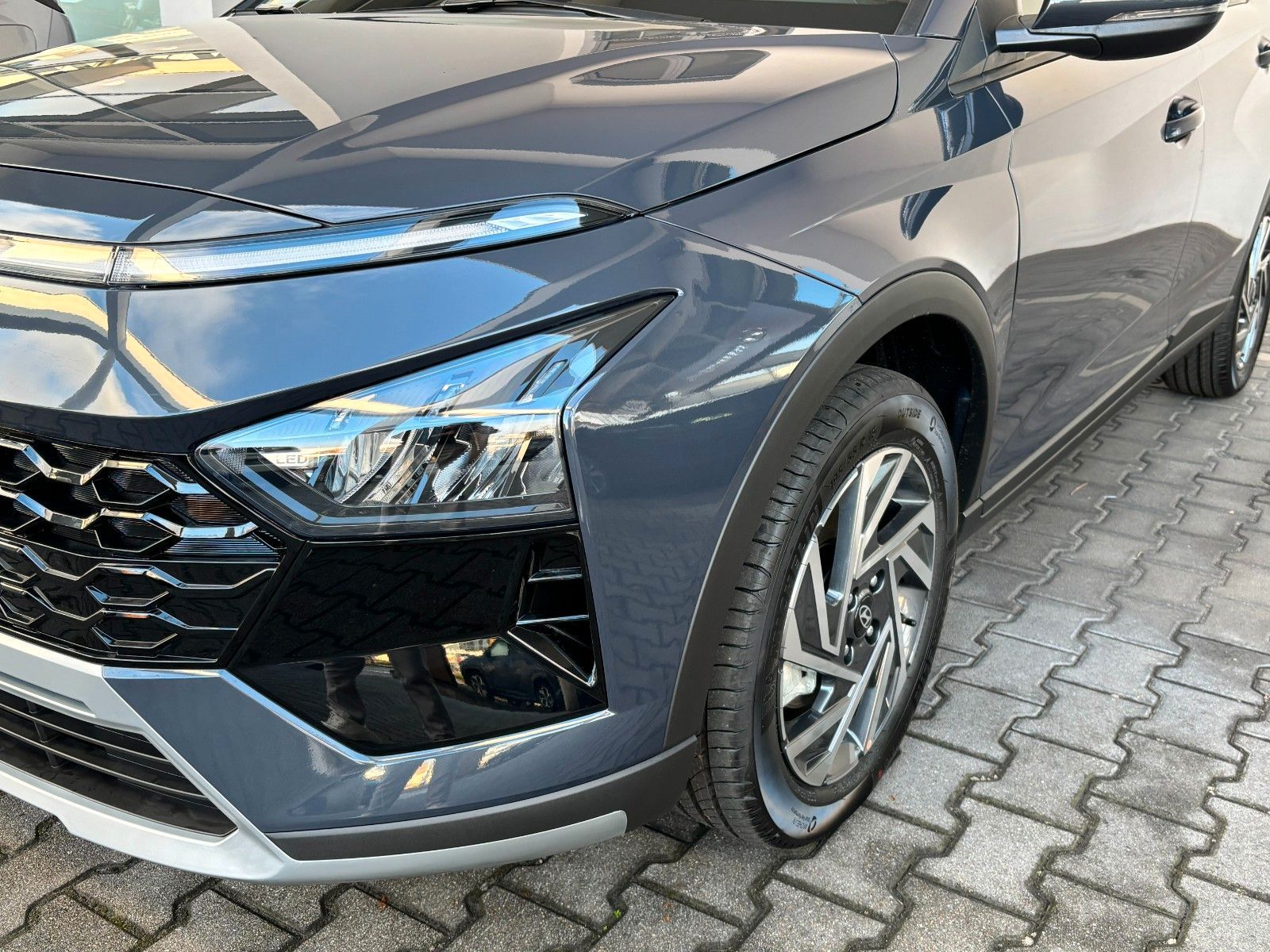 Fahrzeugabbildung Hyundai Bayon 1.0 T-GDI Trend Kamera,LED,Navi,SHZ,PDC
