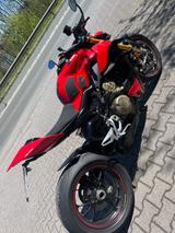 Ducati Streetfighter V4S Vollausstattung Reifen Neu - DUCATI STREETFIGHTER V4