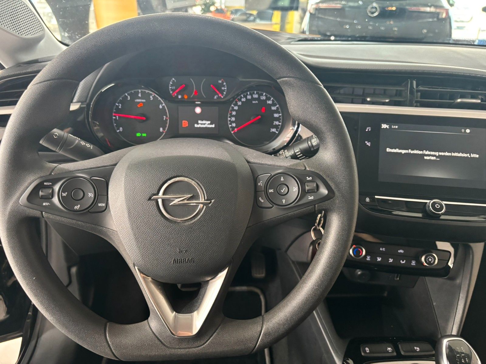 Fahrzeugabbildung Opel Corsa F 1.2 EDITION NAVI/TEMP/PDC/SPORT/DAB+