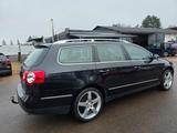 Volkswagen Passat 2.0 TDi Variant Highline 4Motion DSG+Navi - gebrauchte VW Passat Variant aus dem Jahr 2010