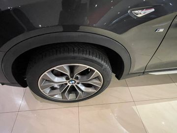 Fahrzeugabbildung BMW X4 xDrive35i*NAVI*EL.Heck*Xenon*T-Leder*