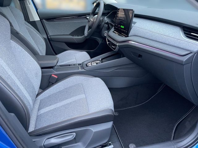 Octavia Combi TOUR 2.0 TDI DSG Navi,Kamera,Matri