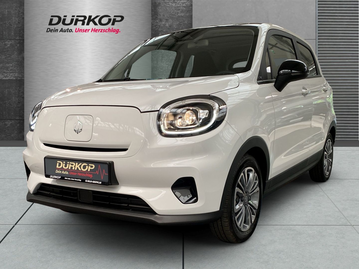 Leapmotor T03 70kW Panorama Navi ACC Fahrerprofil Musikstr