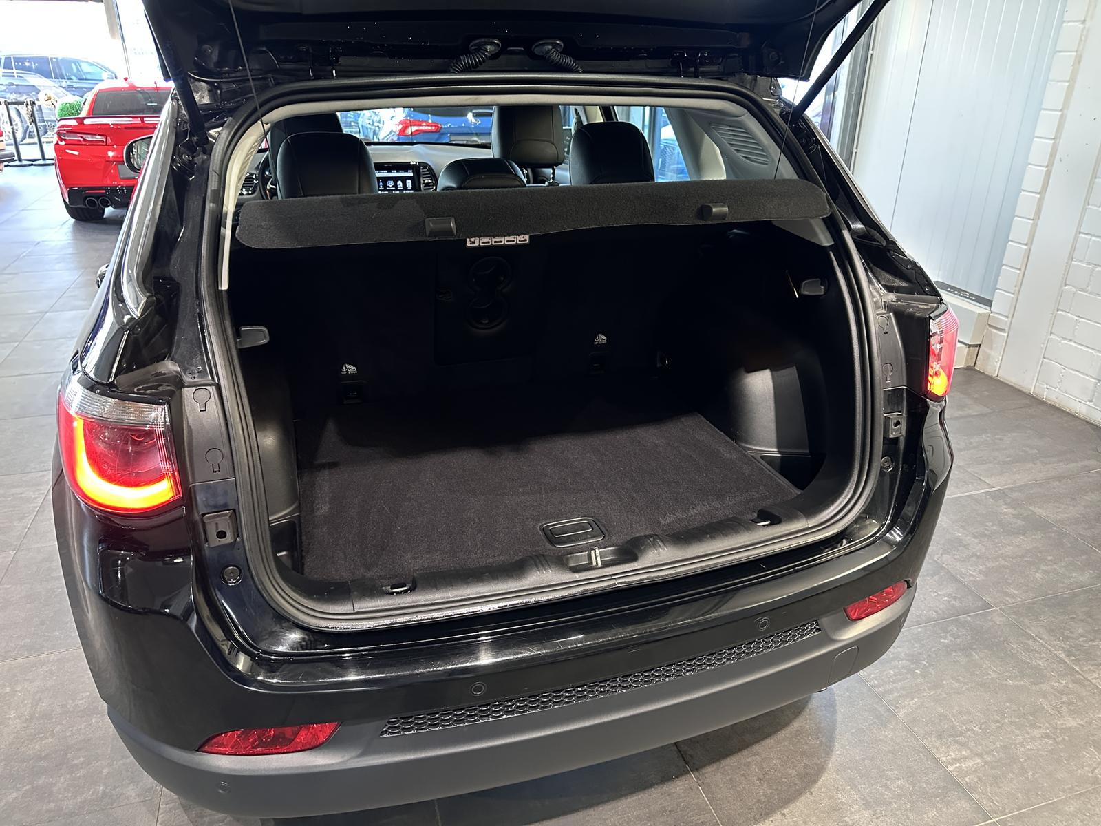 Jeep Compass Limited 4WD *AHK, NAVI, CARPLAY*