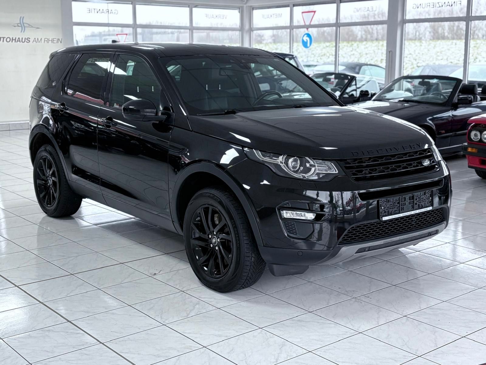 Land-Rover Discovery - 1