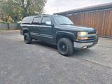 Chevrolet Surburben  1500  5.3 LITER - Chevrolet Suburban C mit Benzin-Antrieb