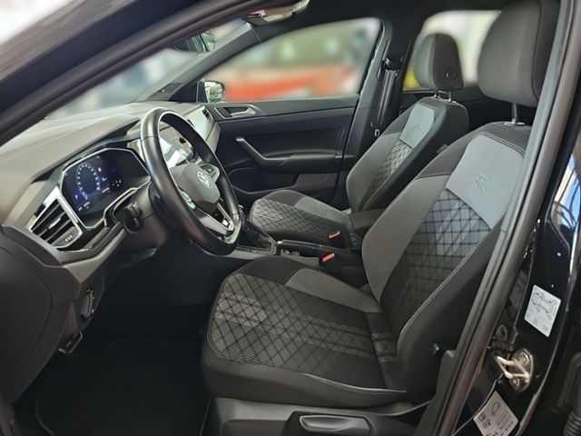 Fahrzeugabbildung Volkswagen Polo 1.0 TSI DSG R-Line LED-MATRIX NAVI BEATS-SO