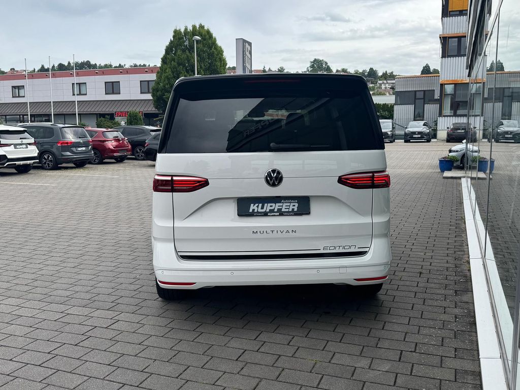Image of Volkswagen T7 Multivan