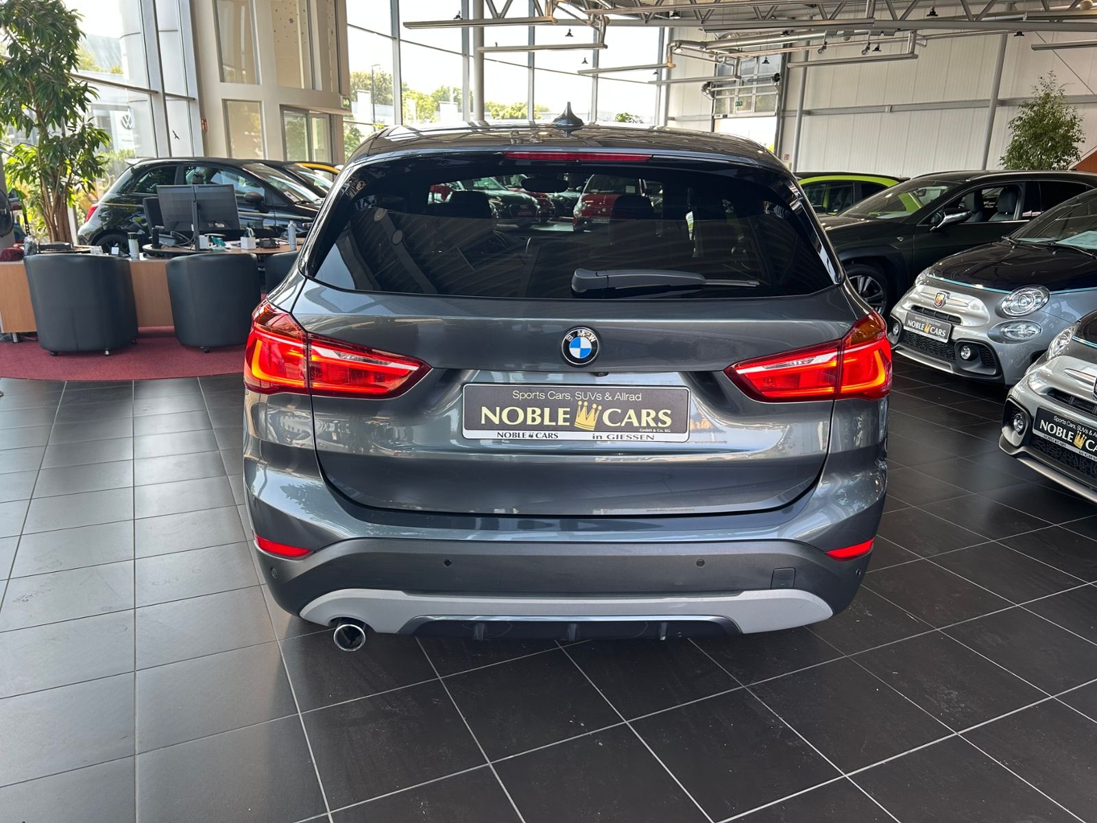 Fahrzeugabbildung BMW X1 xDrive 18 d Sport Line RFK LED ALU