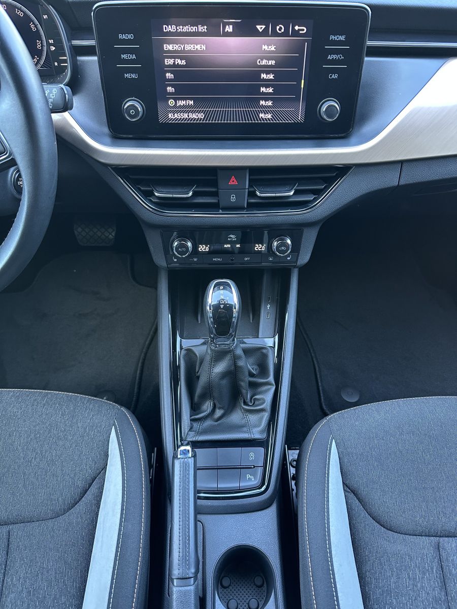 Fahrzeugabbildung SKODA Scala 1.5 TSI DSG Style LED+ACC+KAMERA+SHZ+CARPL