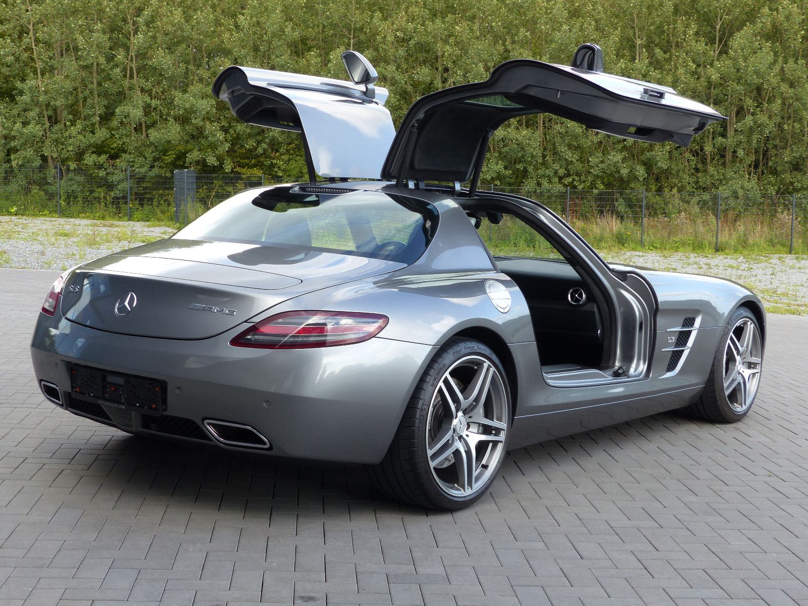 Fahrzeugabbildung Mercedes-Benz SLS AMG Coupe