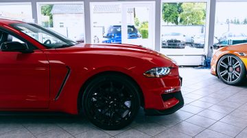 Ford Mustang - 11
