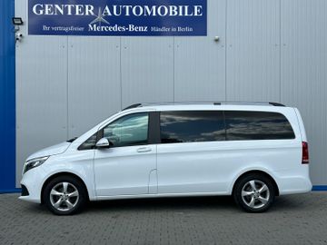 Mercedes V 220 - 4