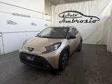Other Toyota Aygo X Aygo X 1.0 Lounge Air 72cv TUA DA  - Other mit Benzin-Antrieb: Gold