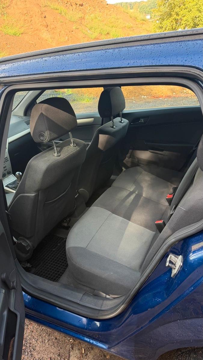 Opel Astra 2007 — photo 6