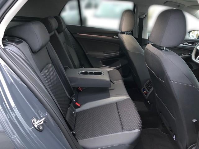 Volkswagen Golf VIII Lim. 1.5eTSI DSG Active PANO+MATRIX+HE, миниатюра 25