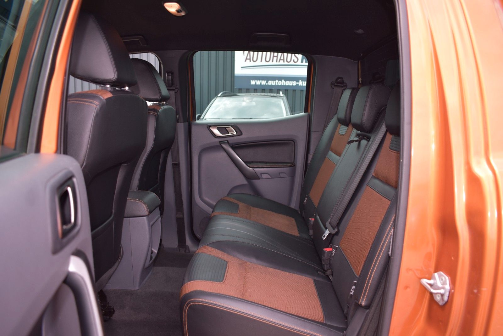 Fahrzeugabbildung Ford Ranger Wildtrak Doppelkabine 4x4 Automatik