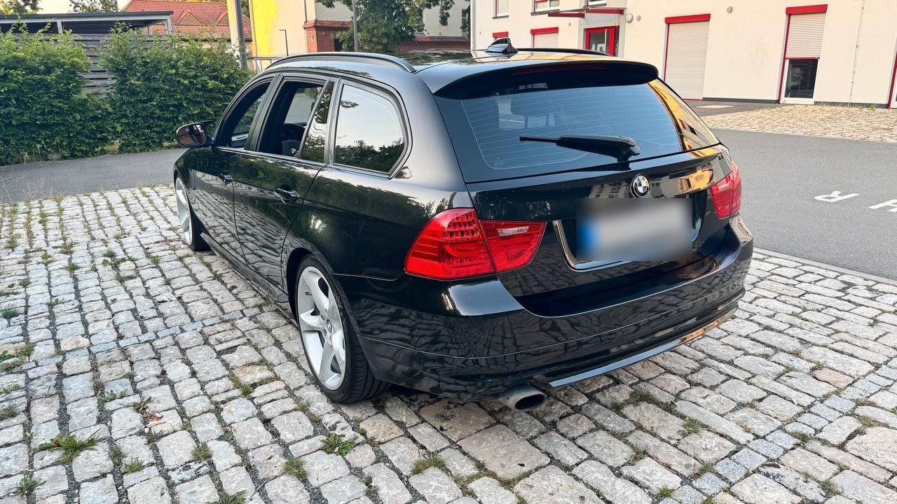 BMW 320 2010 — photo 10